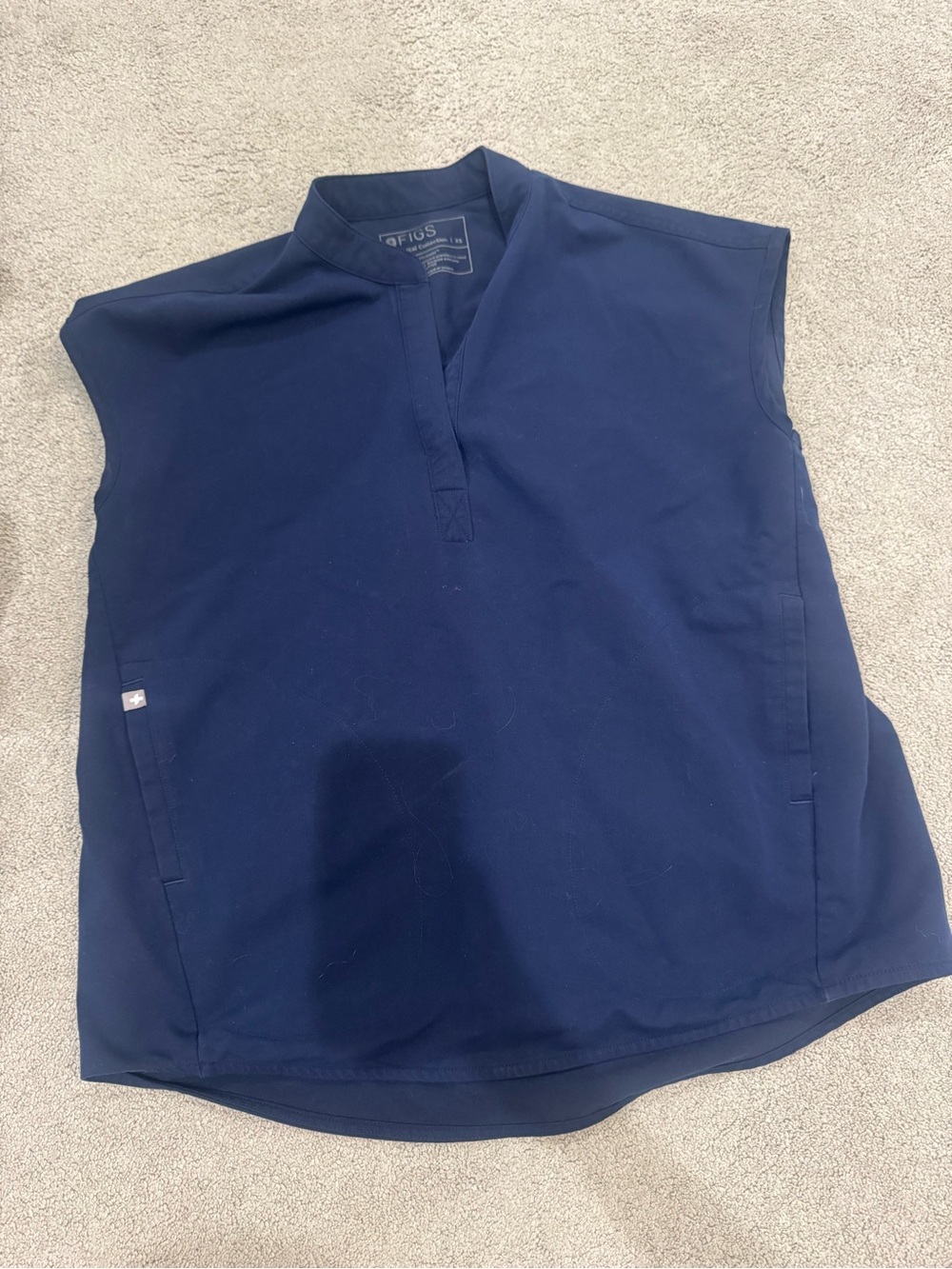 FIGS Women’s Rafaela Oversized Scrub Top Navy Size XS